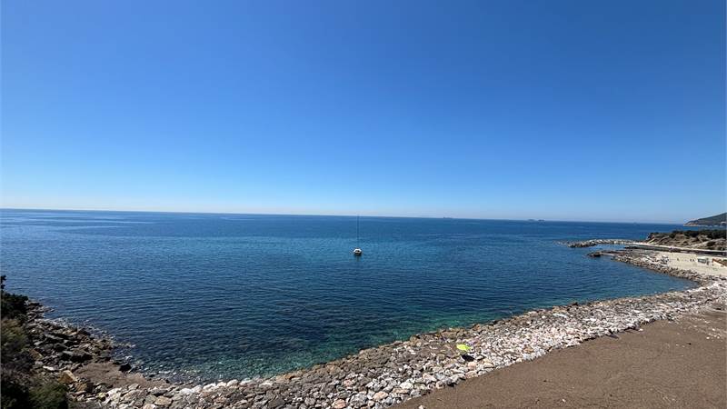 CHIOMA in Bifamiliare con scesa al mare